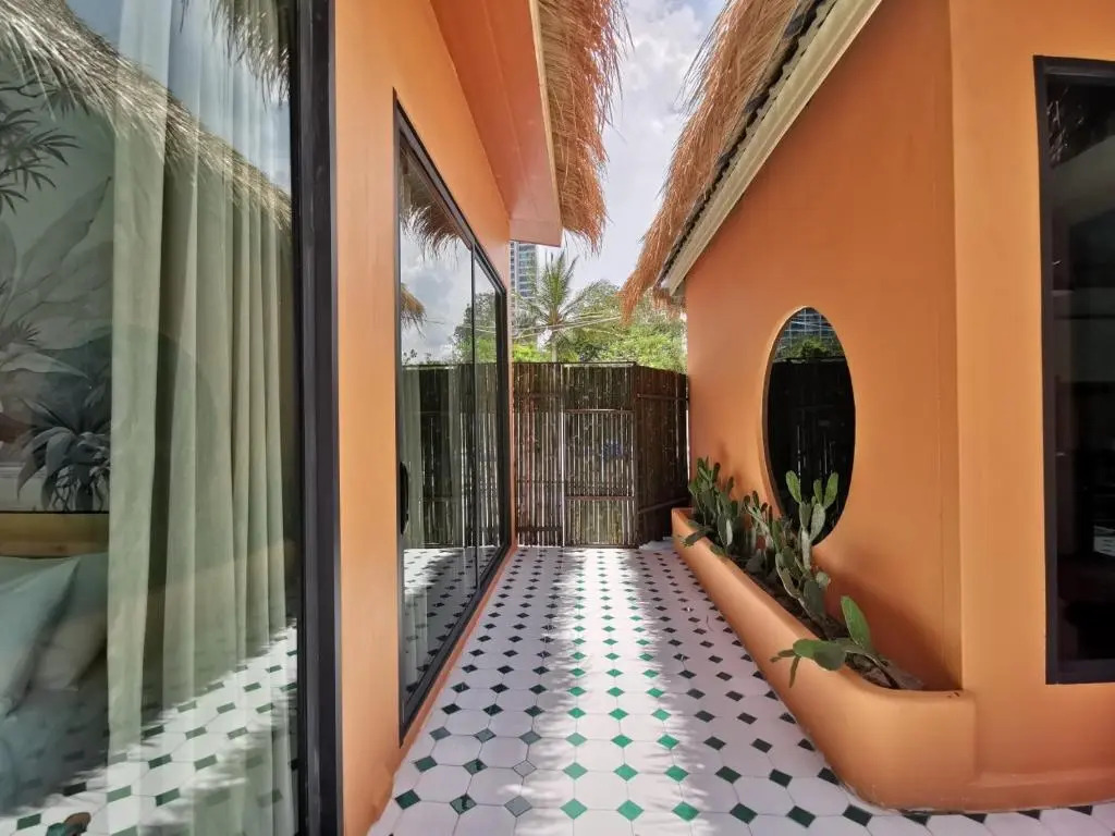 Dojo pool villa
