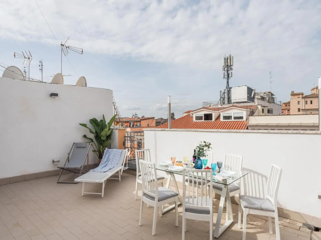 The Best Rent - Beautiful two-bedroom apartment near Colosseo