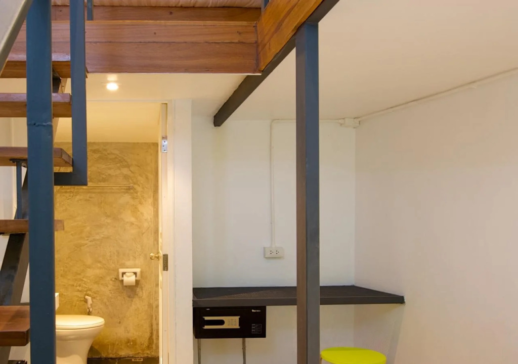 Mint Hotel