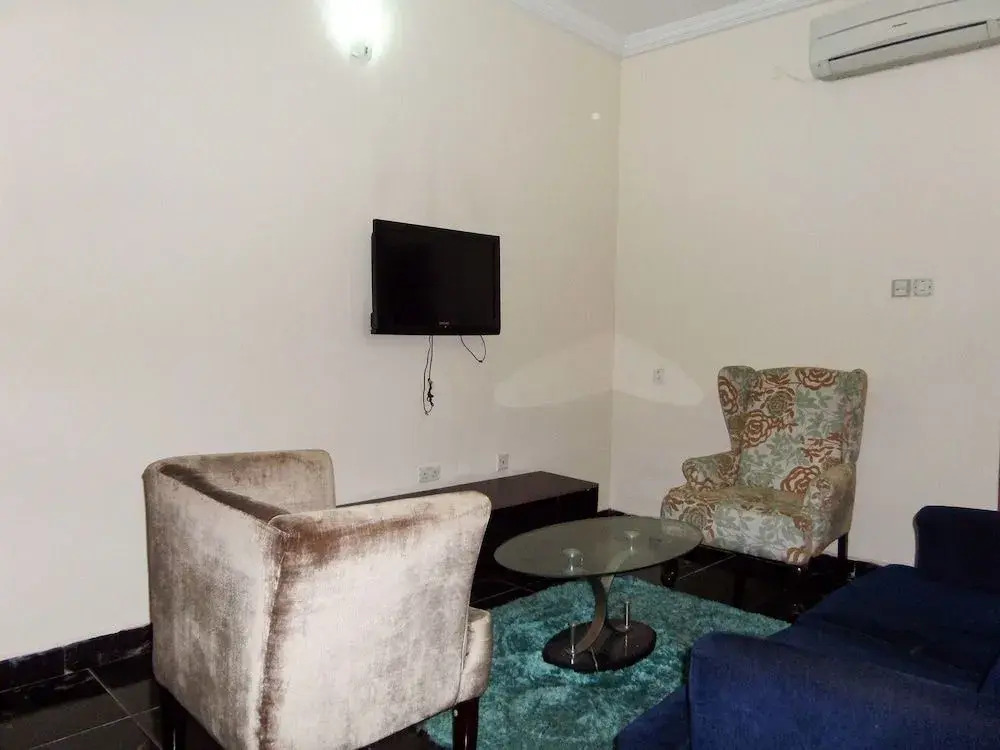 Topaz Lodge Lekki