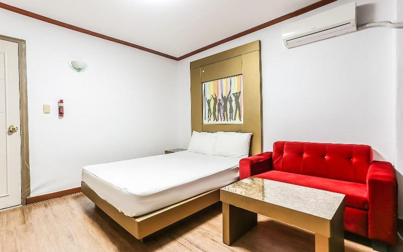 Sokcho Two Wheels Motel