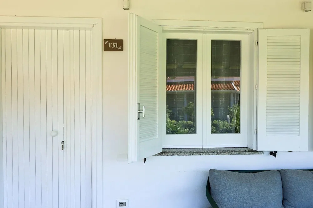 Capo Vaticano Suites