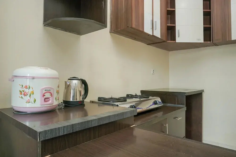 Strategic for 4 Pax 2BR City Home Apartment near MOI