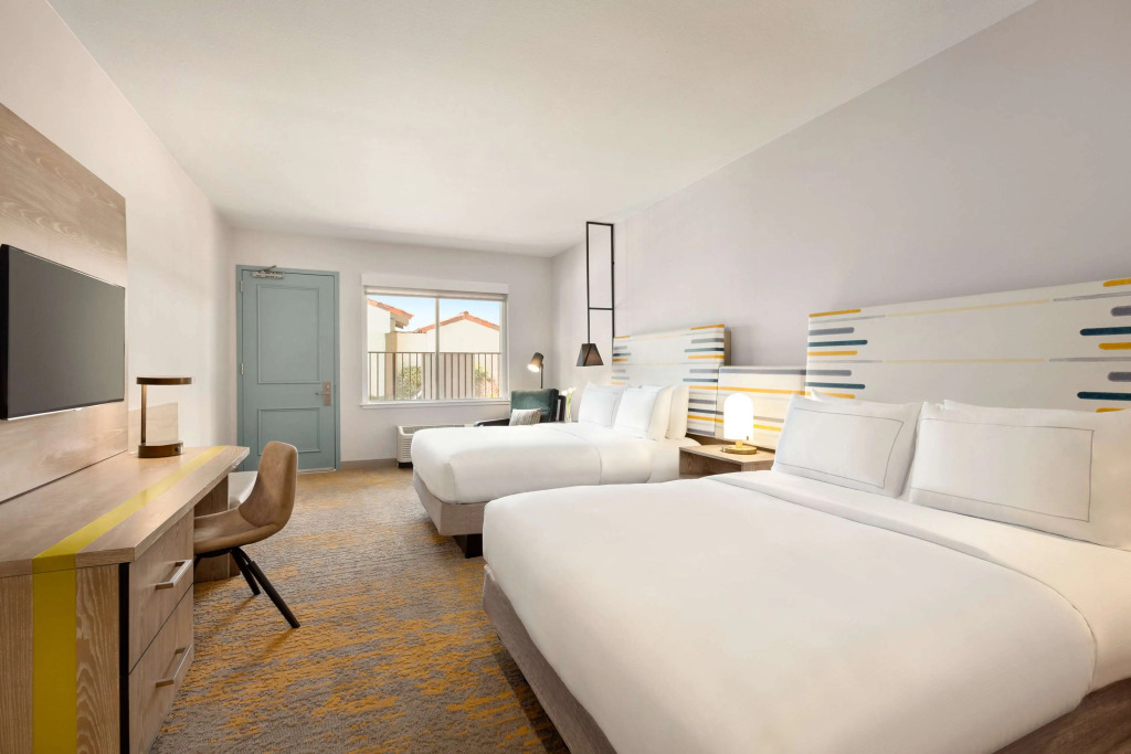 DoubleTree by Hilton Campbell - Pruneyard Plaza