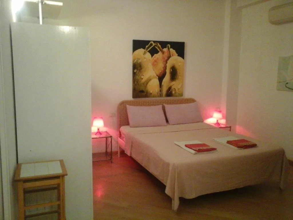 Studios 10