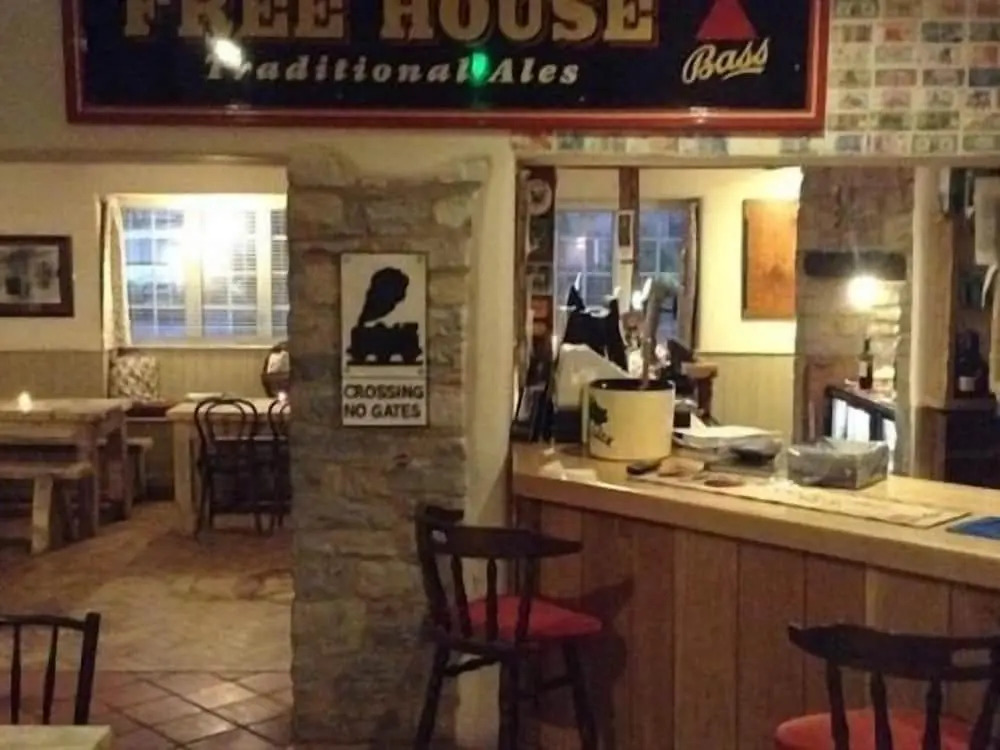 Cross Keys Inn