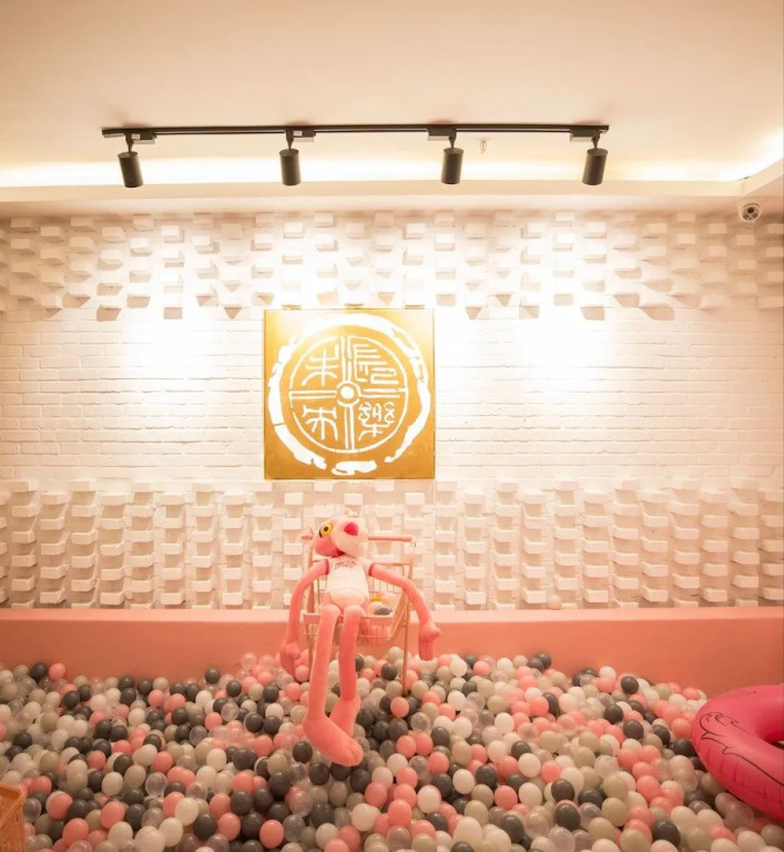 Weiyang Creative Hotel Chongqing Nanbin