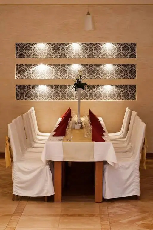 Hotel Marand