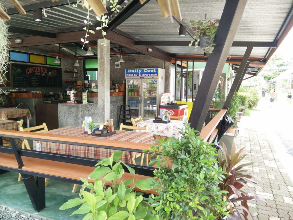 Cha-Cha Hotel