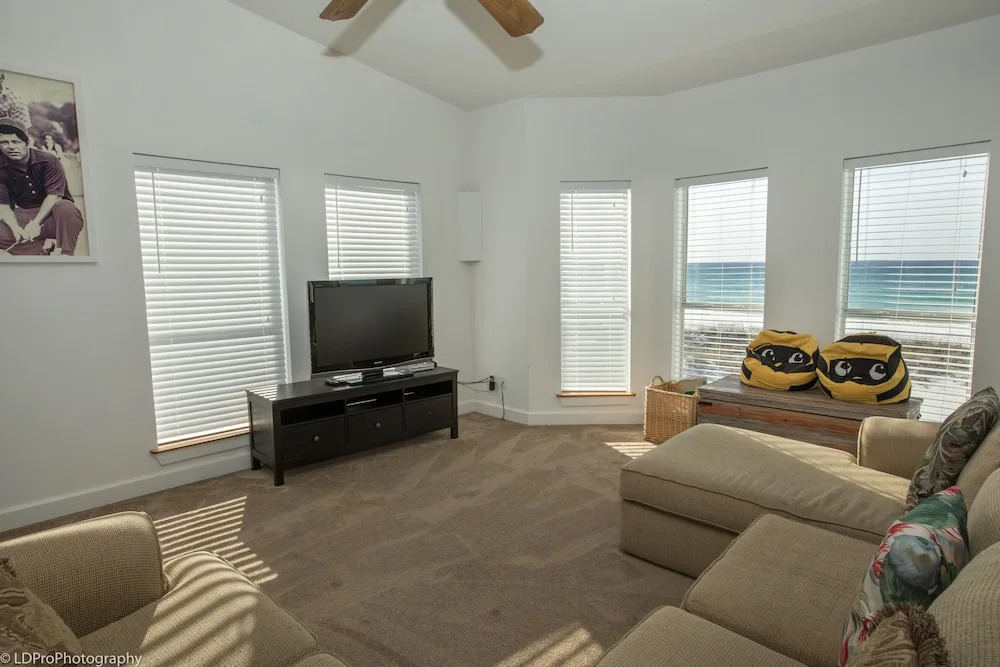 The Castle Destin - 4 Br Home