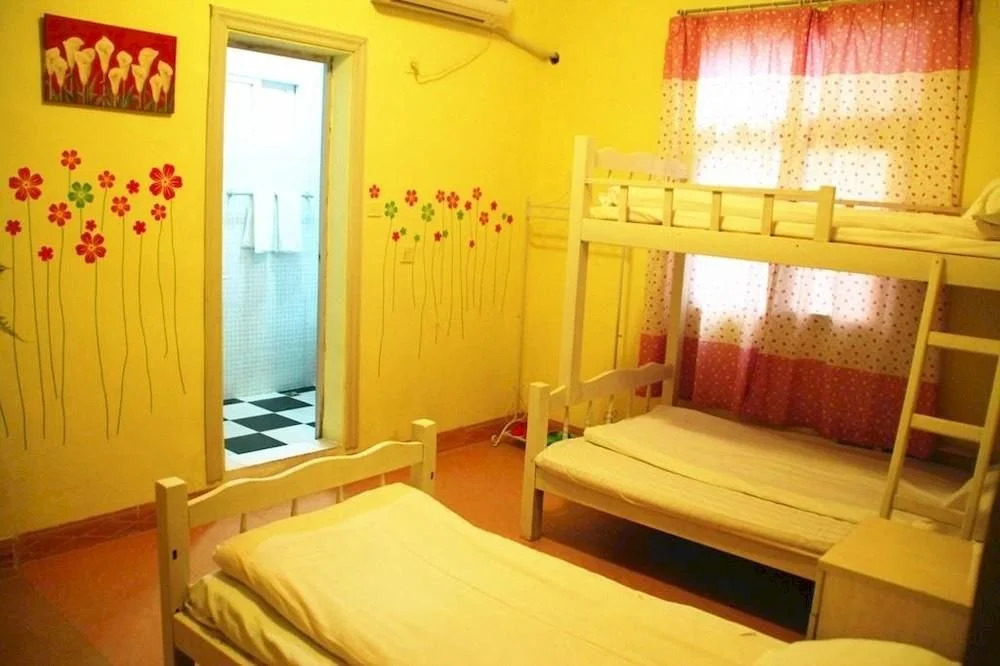 Huachi Youth Hostel