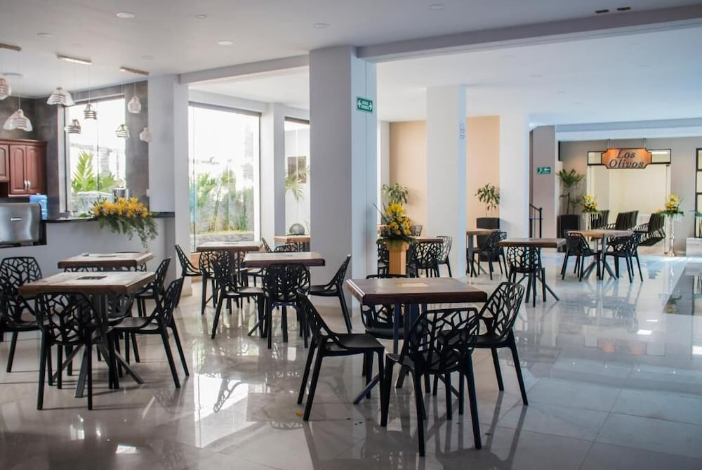Hotel Pairumani