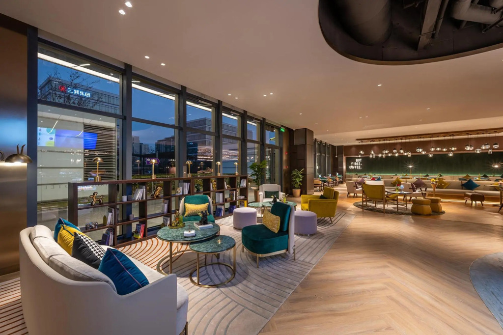 Manxin Shanghai Hongqiao Hub National Exhibition Center Hotel