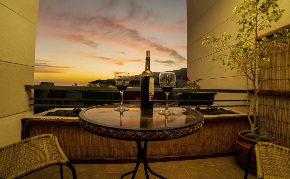 Apartment With 2 Bedrooms in Los Llanos, With Wonderful Mountain View, Furnished Terrace and Wifi Near the Beach