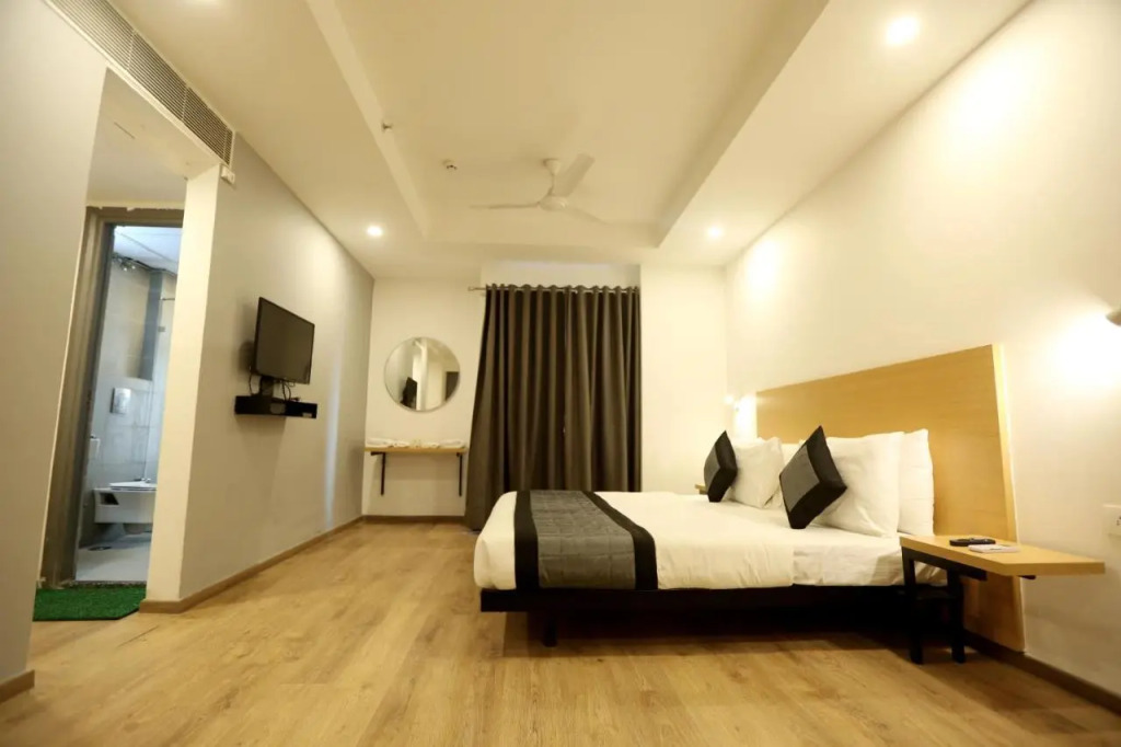 The Roseman Hotel & Suites