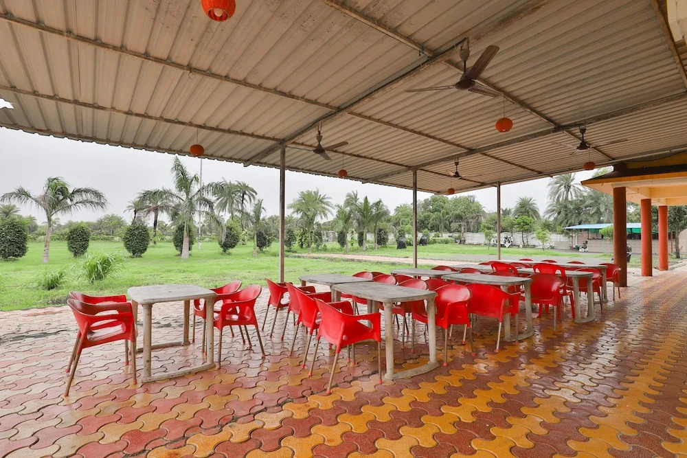 OYO 15918 Hotel Silent