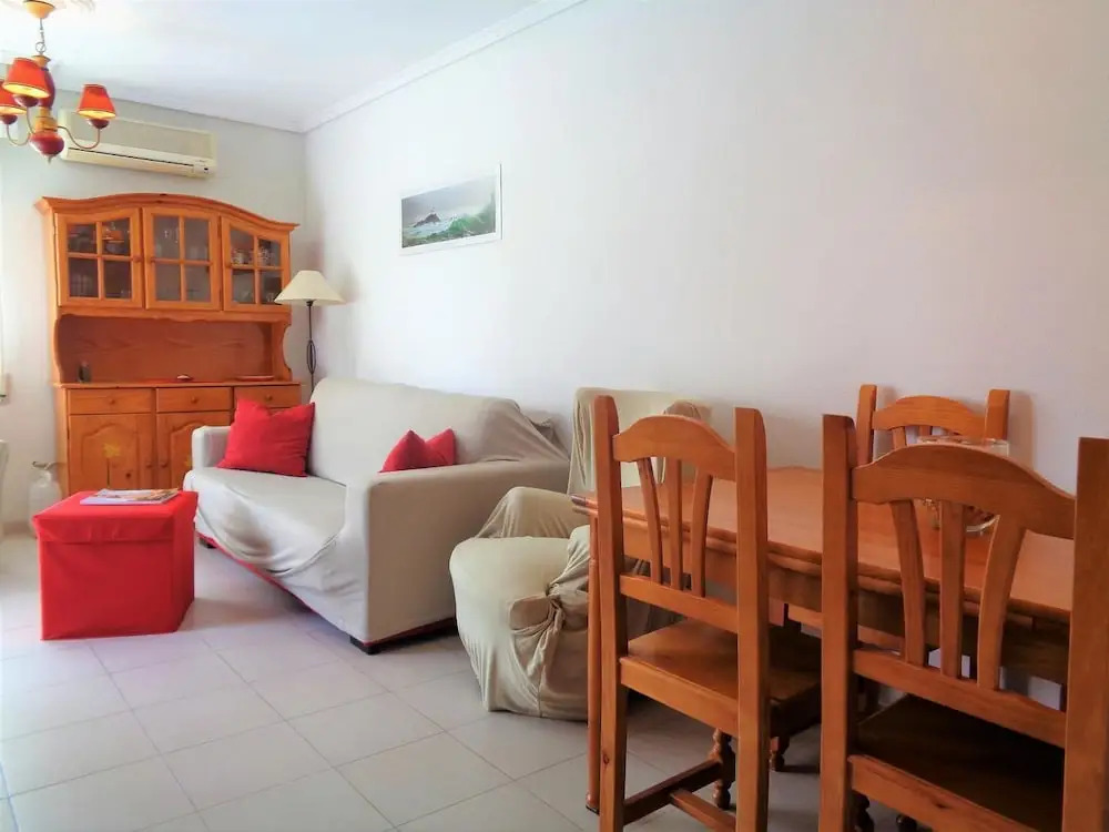 Friendly Flat
