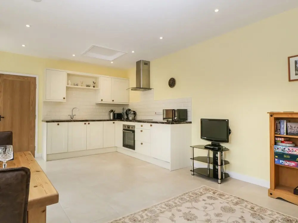 Long Batch Cottage