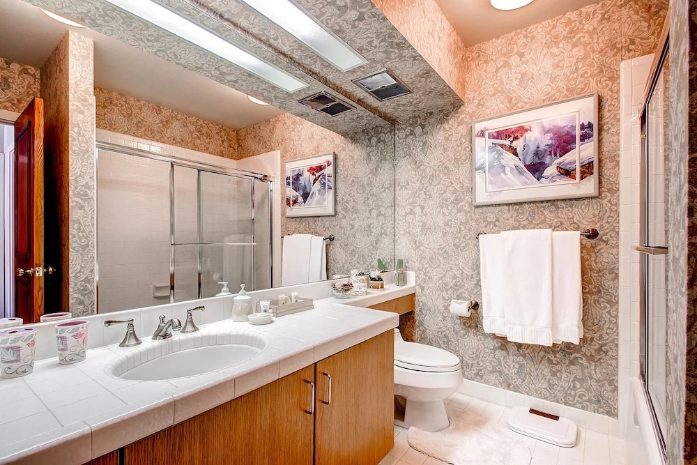 Centennial 2 Bedroom Condo Unit no. 25