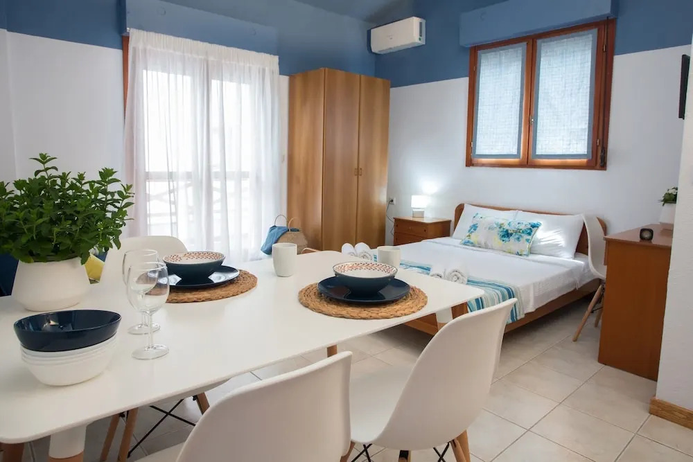 Saint John Villa Apartments