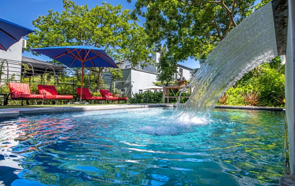 La Fontaine Boutique Hotel by The Oyster Collection