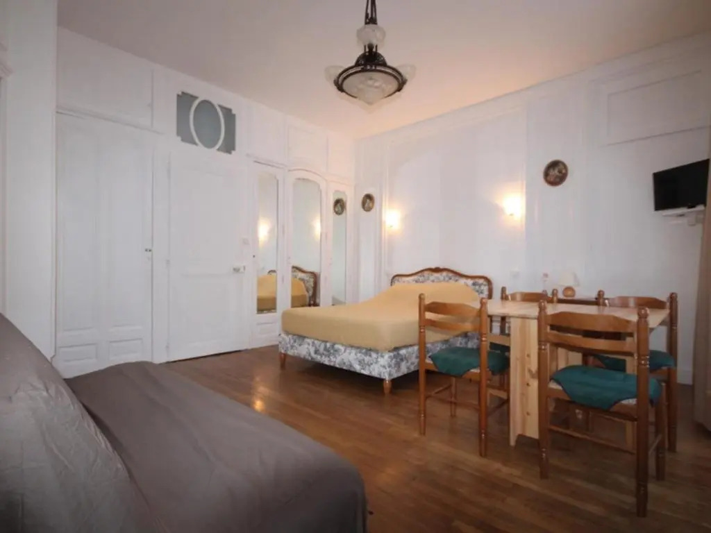 Appartement Mont-Dore, 1 pièce, 4 personnes - FR-1-608-60