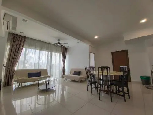 Regalia Residence @ Homestay