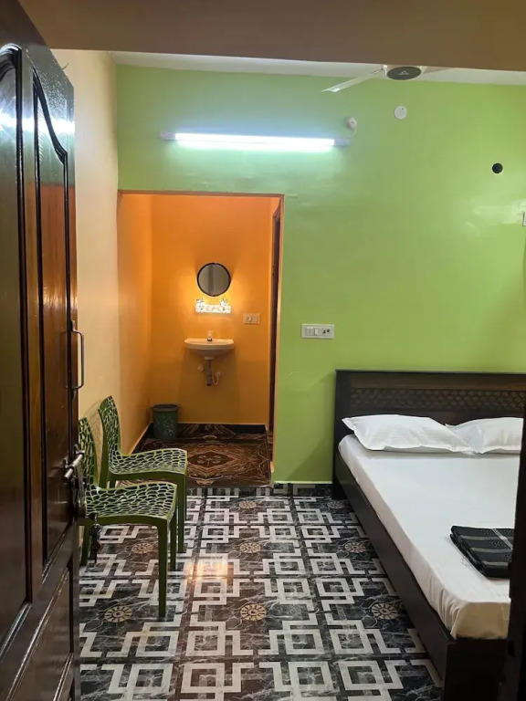 Gyani House