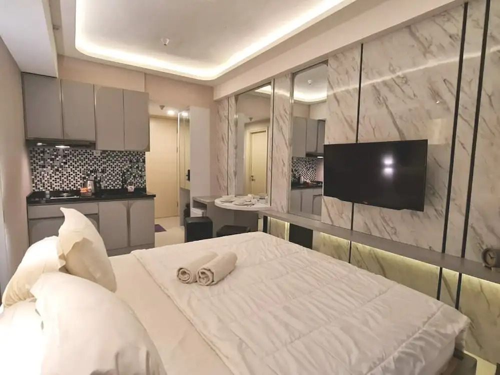 Cosmy Benson Apartment at Pakuwon Mall