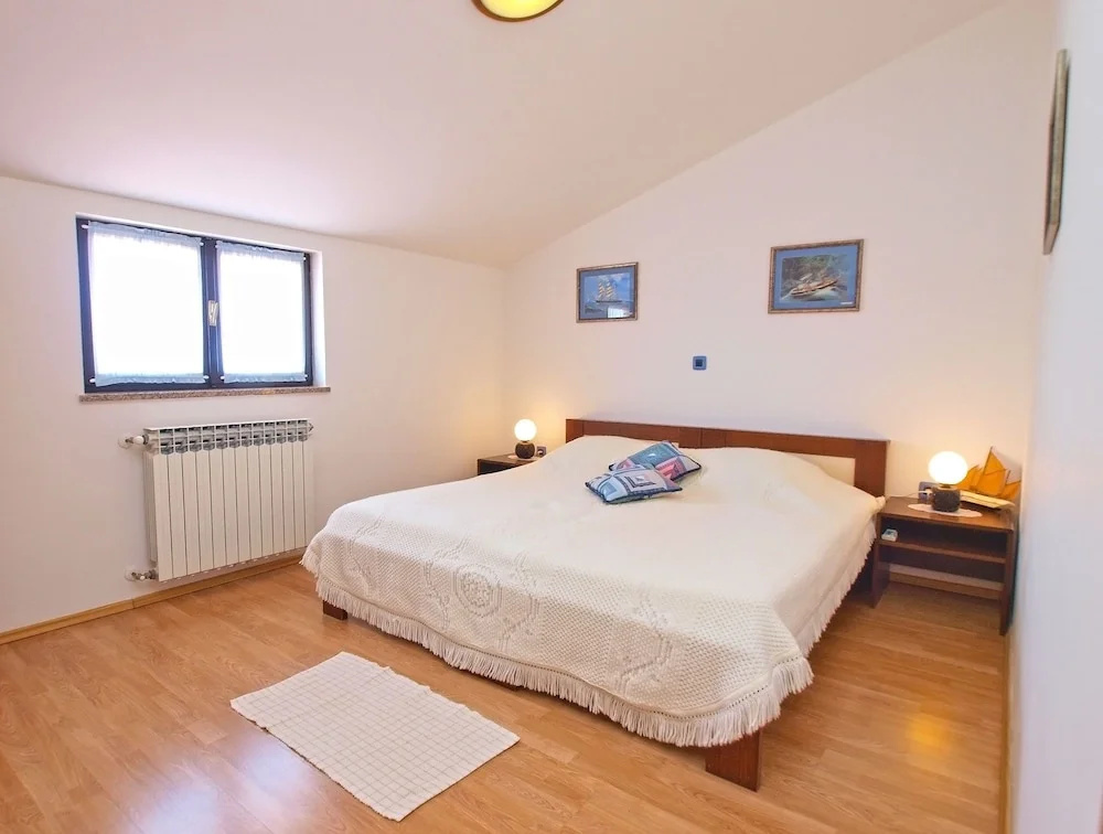 Apartment 1334