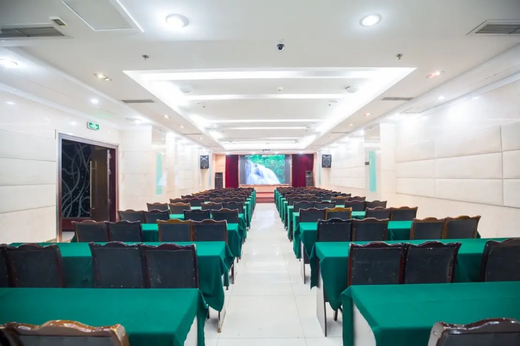 Chuanlong Hotel