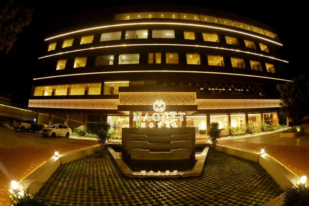 Magnet Hotel