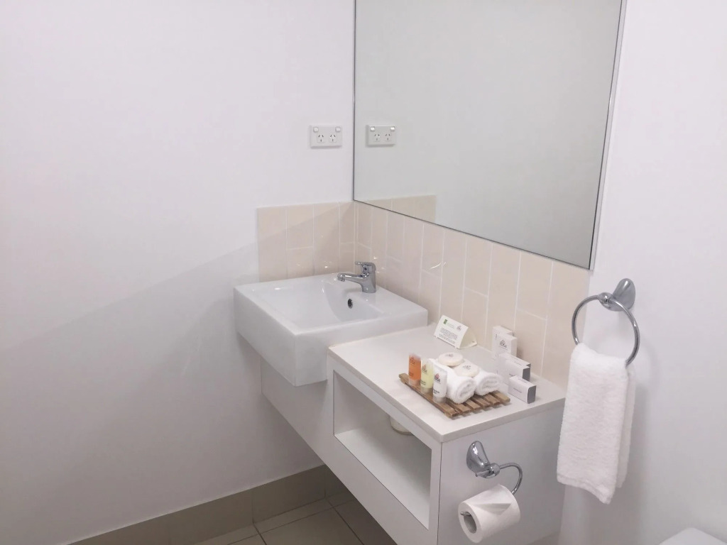 Edge Apartment Hotel