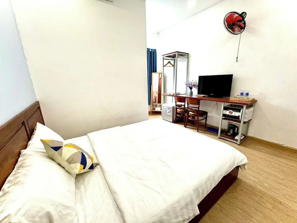 Huyen Home