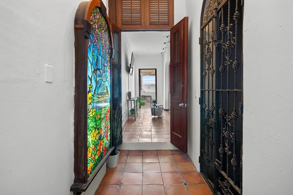 Otium Rentals Penthouse w 2 Terraces