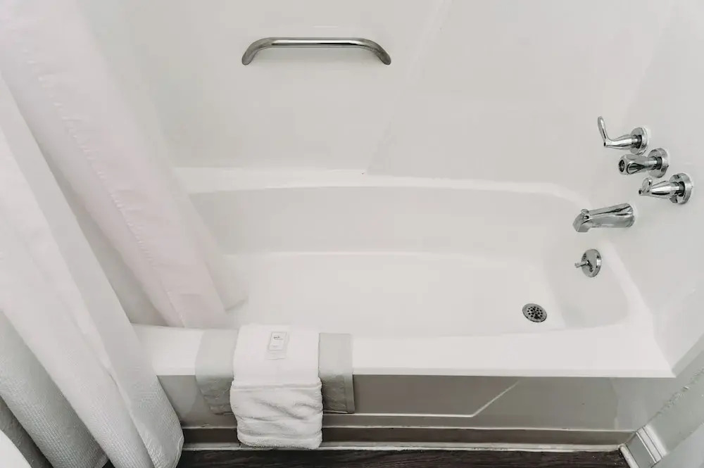 Bicentennial Inn