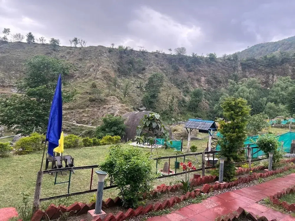 Nomadic soul camps Bir Biling ,Best camp in Bir , River side Camp