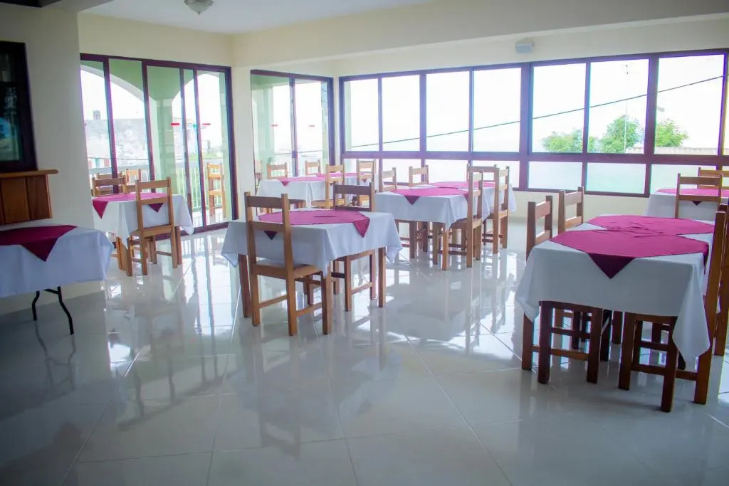 Hotel Santos Pina