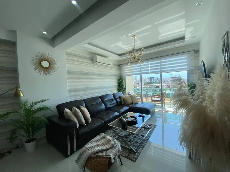 Nice luxury apartment in the city center 7D