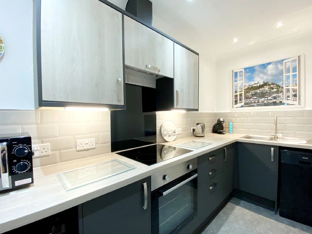 Ockendon House Apartment A