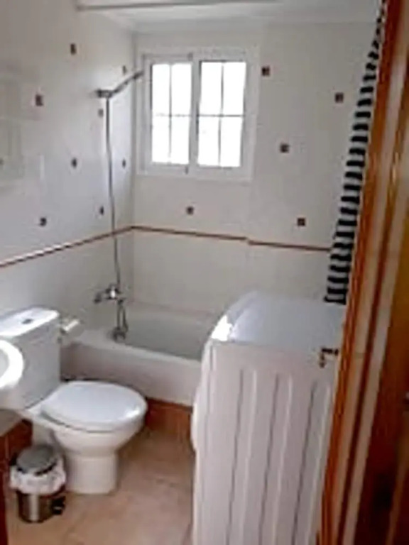 House With 4 Bedrooms in Torrevieja, With Shared Pool, Enclosed Garden and Wifi