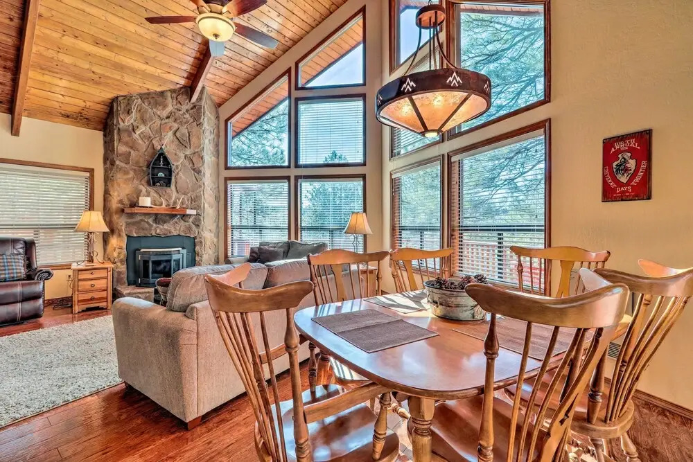 Pet-friendly Munds Park Retreat w/ Wraparound Deck