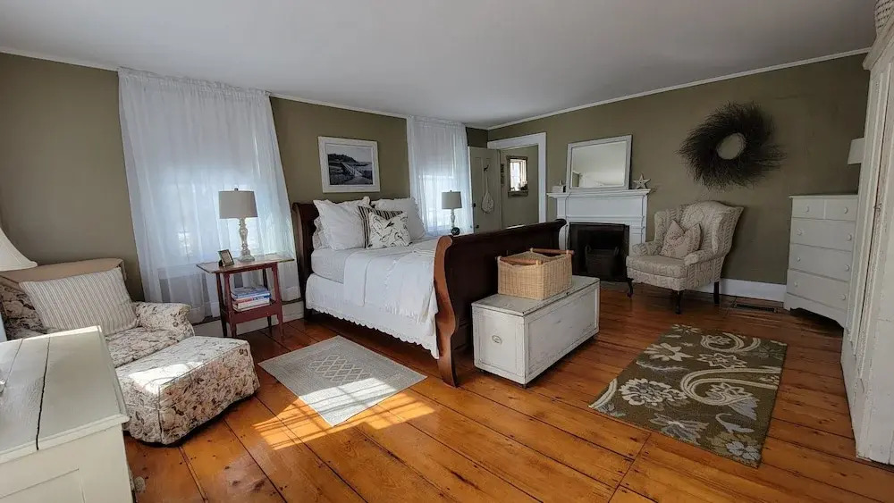 The Buckmaster Inn