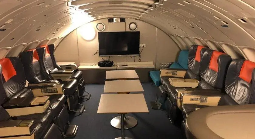 Jumbo Stay - Hostel