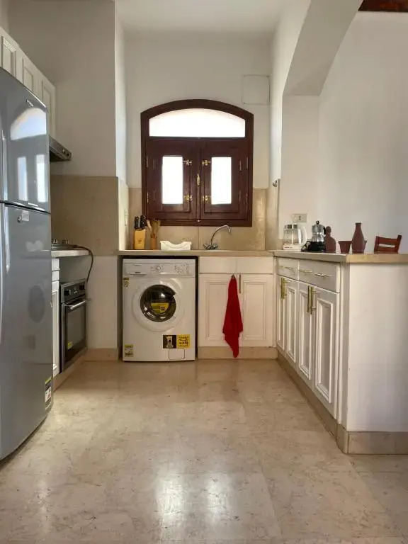 Sabina 1br apartment Lagoon view with shared pool