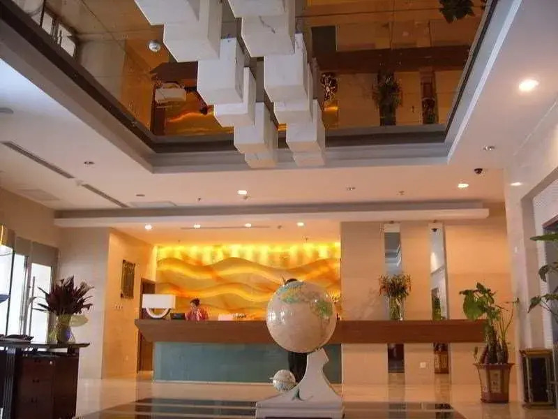Dalian Leewan Business Hotel