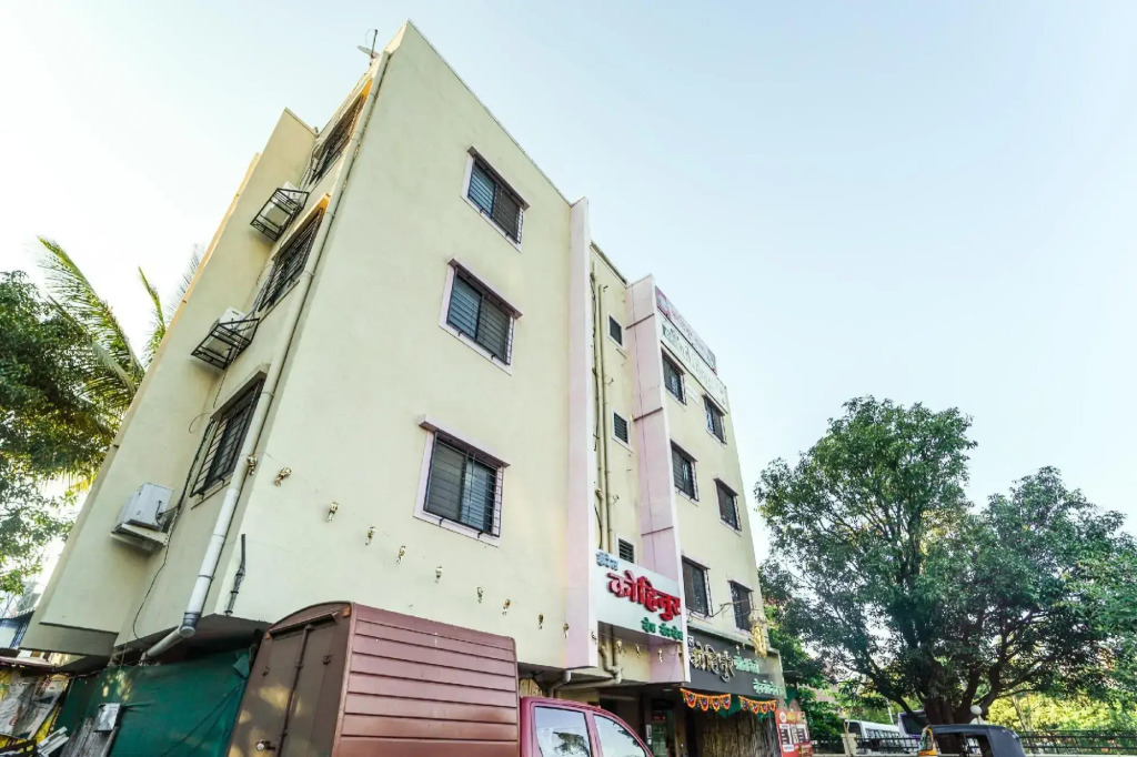 Oyo 63440 Hotel Shree Ram