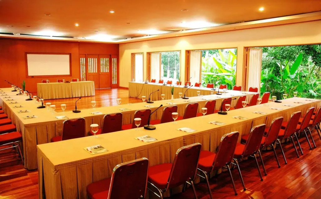 The Cipaku Garden Hotel