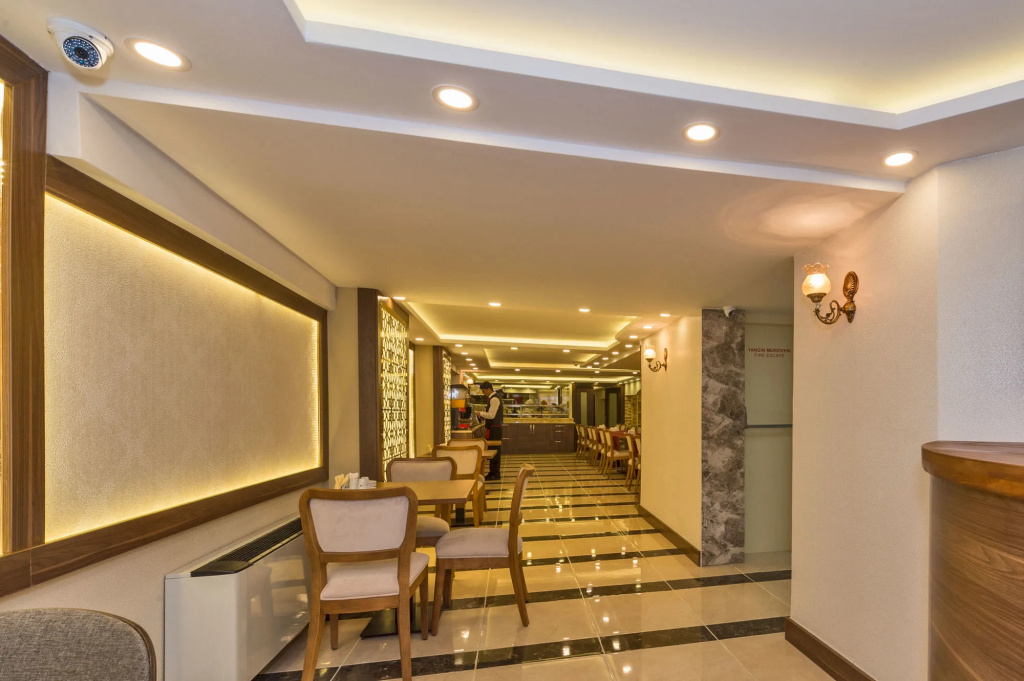 Marmara Place Old City Hotel