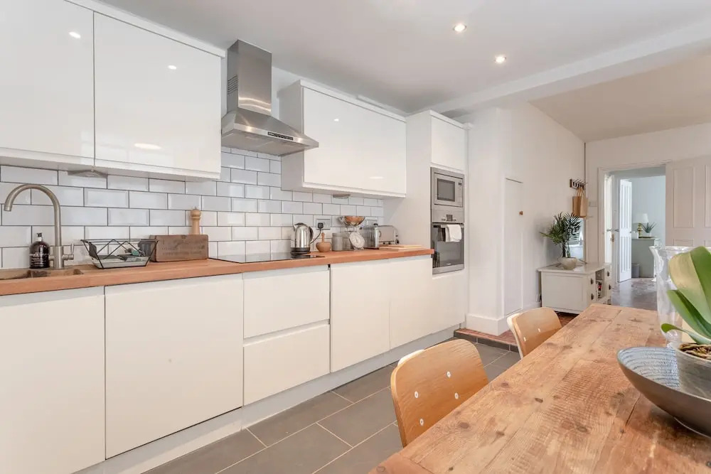 Charming 1 Bedroom Flat Close To Tube Station